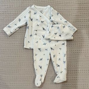 Carters 3-piece Set ribbed Knit kimono top, footed pants and hat sz 3m